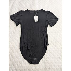 LAOLASI Women's Petal Short Sleeve Bodysuit Black Crew Neck Stretchy Tee Size L